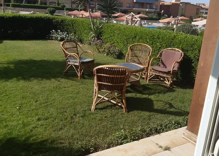 Apartment مميز ارضى بجاردن Ain Sukhna