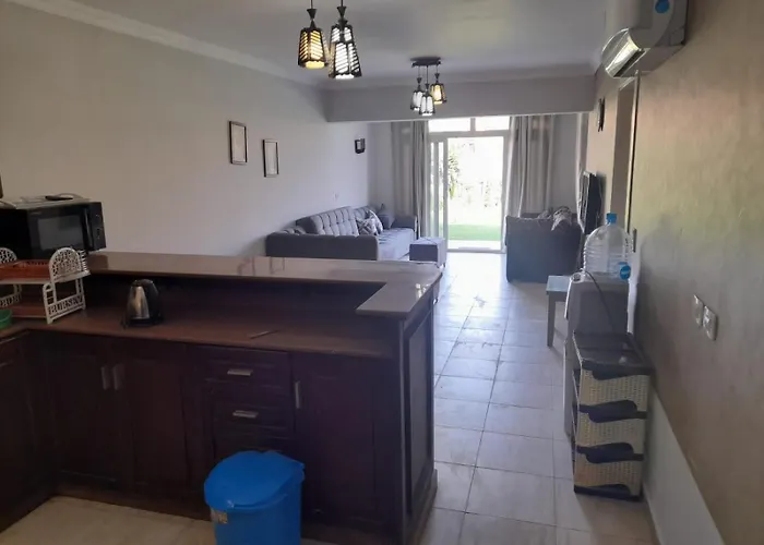 Apartment مميز ارضى بجاردن Ain Sukhna