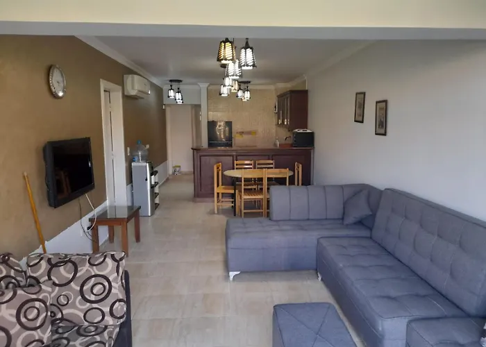 مميز ارضى بجاردن Apartment